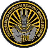Logo da Atlética de Arq e Urb UNOCHAPECÓ - AAAAUUM